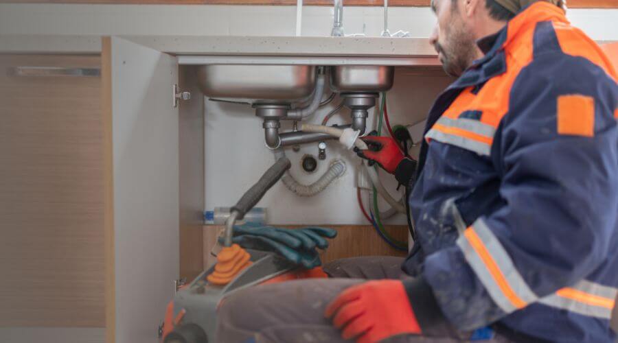 Professional septic pumping service in Oilton, OK